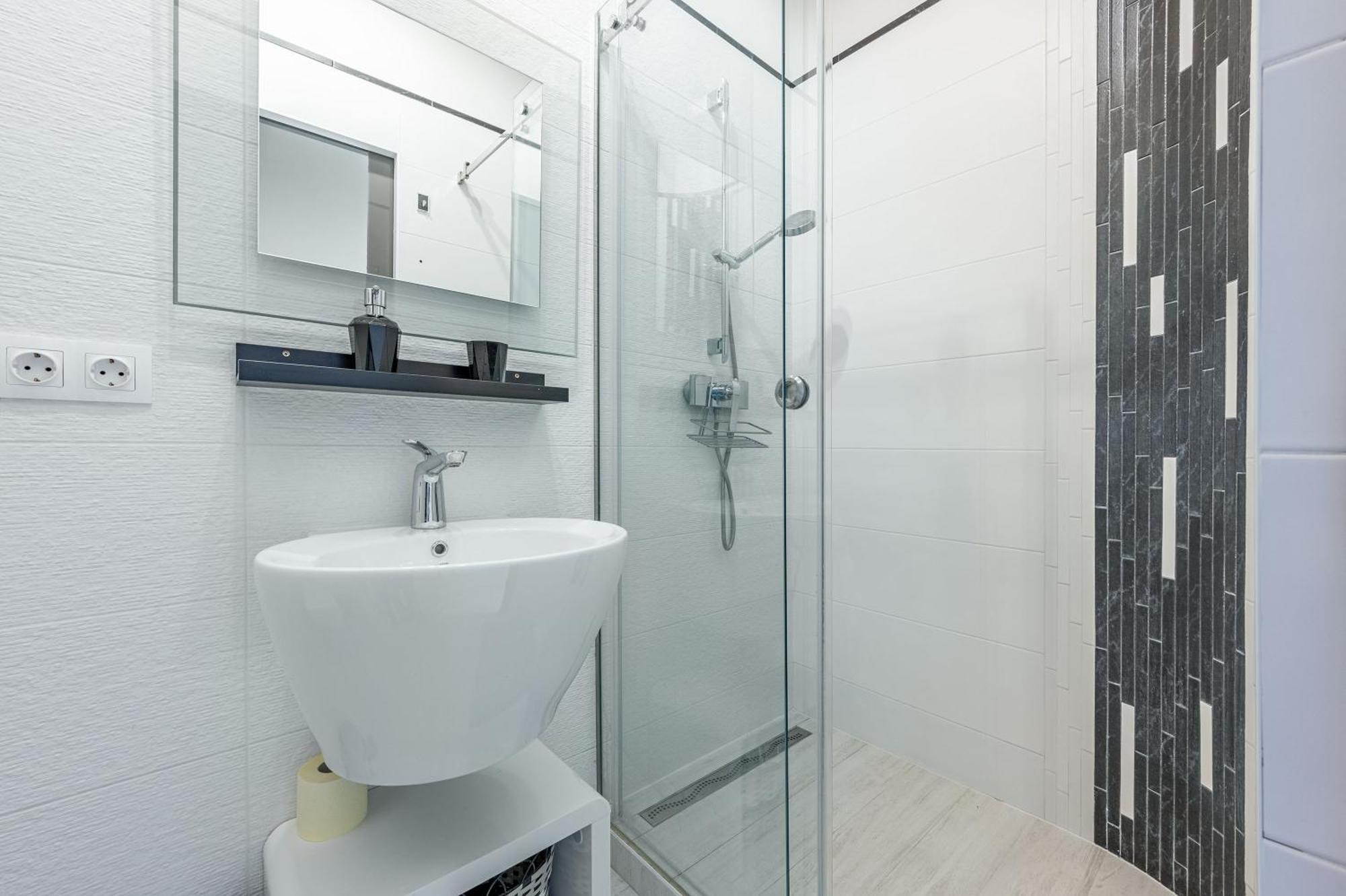 District 6Th Sense Apartment Budapest Esterno foto