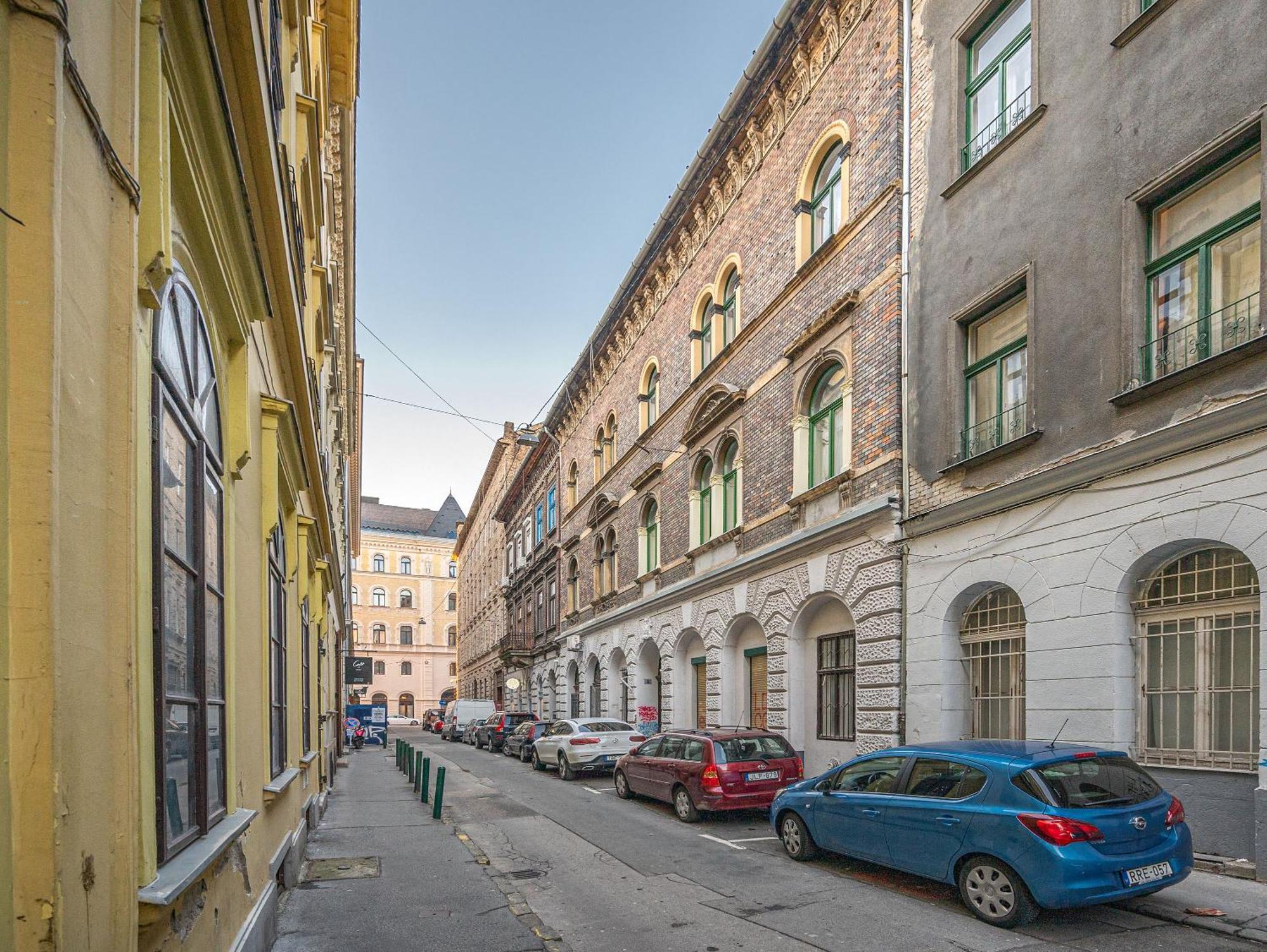 District 6Th Sense Apartment Budapest Esterno foto